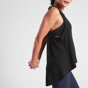 EUC Athleta Black Essence High Low Loose Fitting Tank Top Size Medium